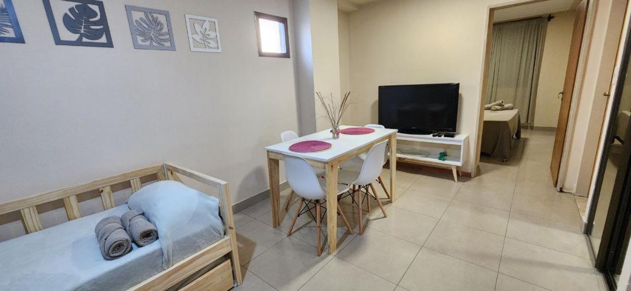 Casita De Tucuman Apart - Cochera Cercana Сан-Мигель-де-Тукуман Экстерьер фото